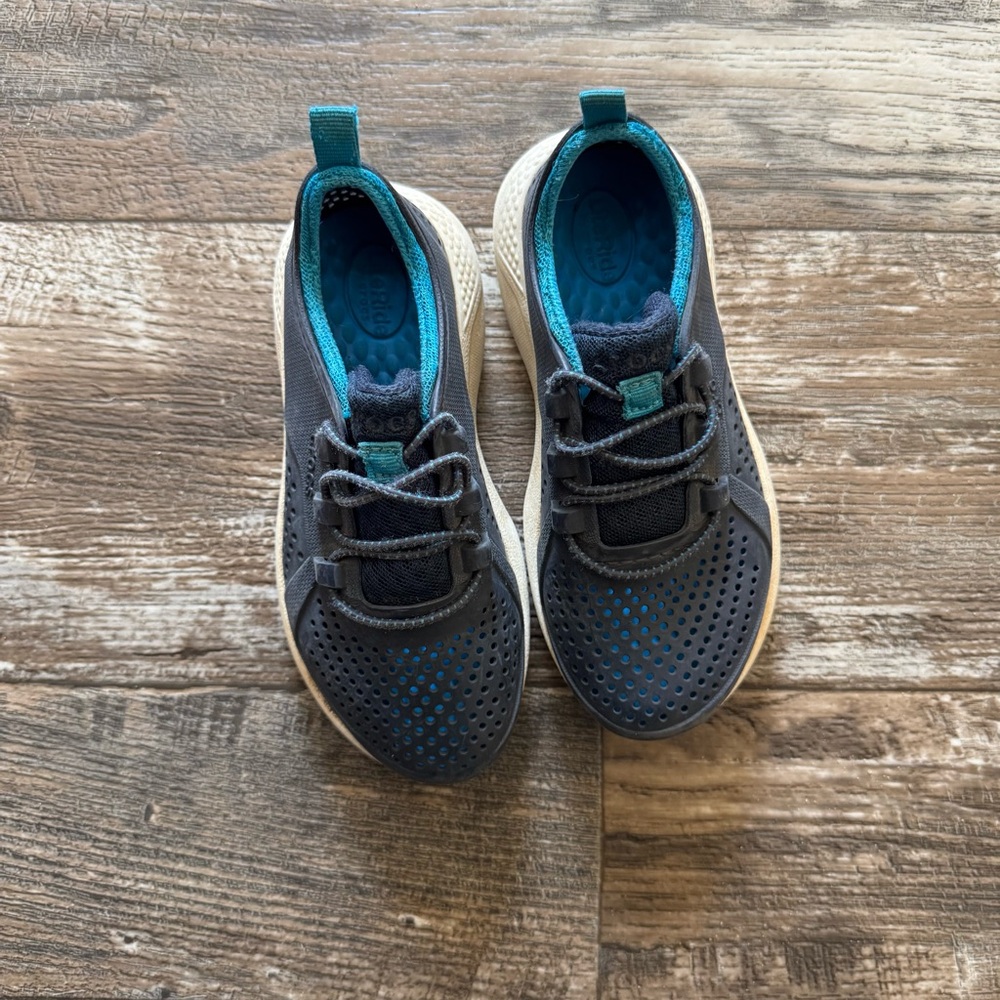 Stylish Kids Shoes in Gray and Blue